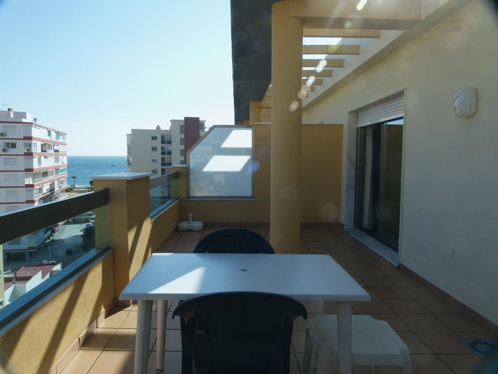 Apartamentos Proamar Torre Del Mar Szoba fotó